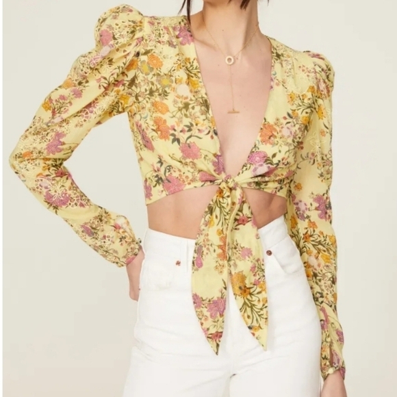 Hemant & Nandit Lyla Floral Crop Top - Picture 14 of 14